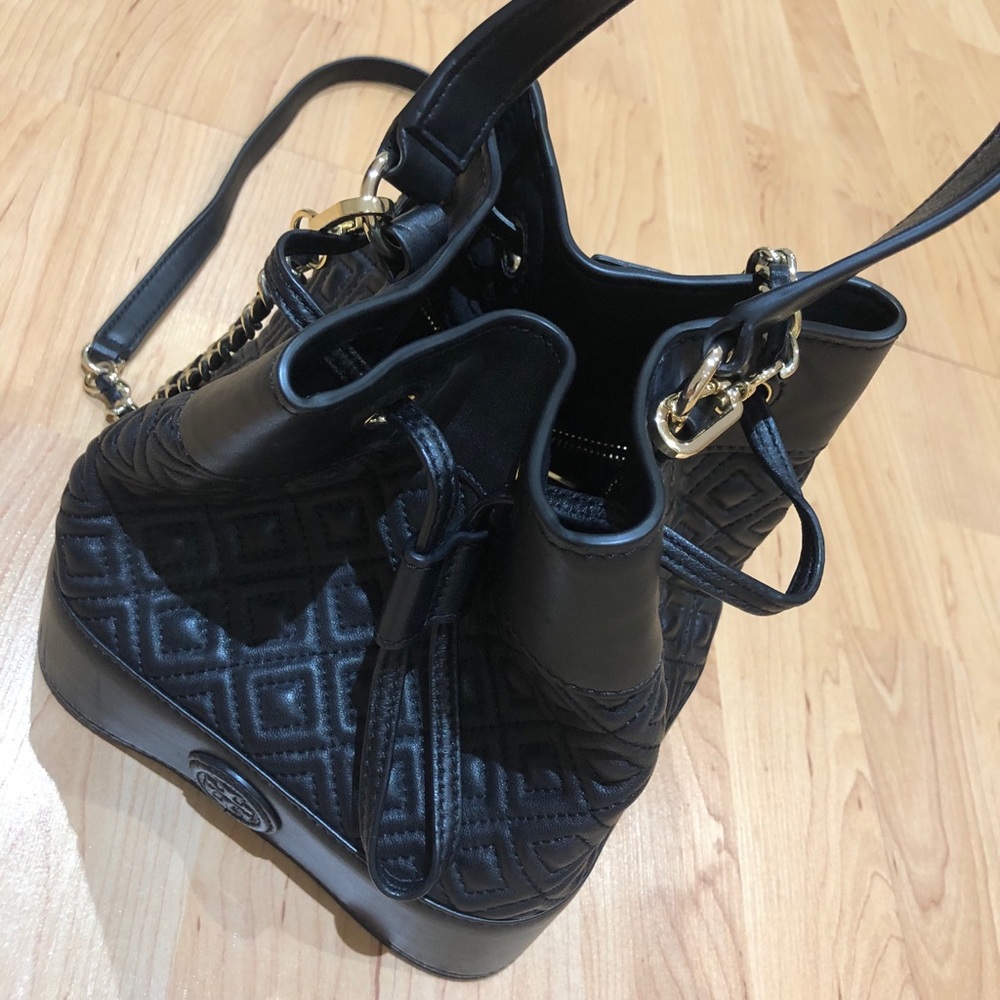 Tory Burch bucket bag